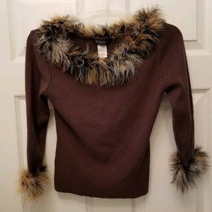 Mingle CoCo Brown Vintage Sweater With Feathers